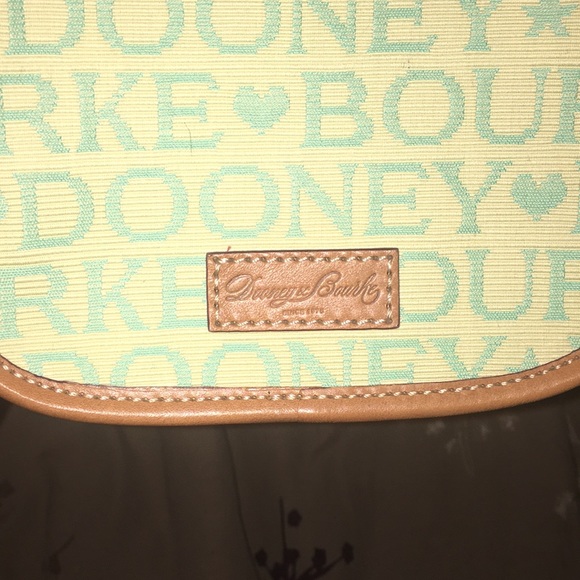 Dooney & Bourke purse - Picture 3 of 3
